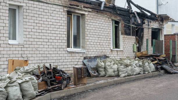 24/7 Emergency Fire Damage Removal experts in Dover, FL